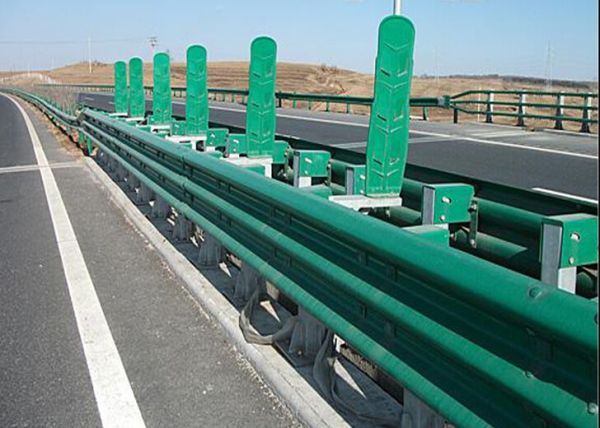 鄂州高速公路护栏新标准变化(图1)