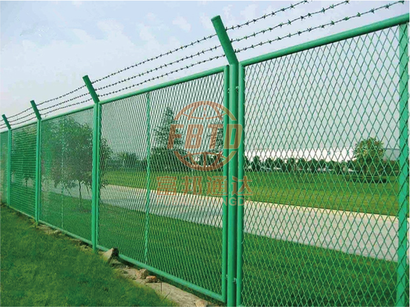 景德镇场地围栏网的选择与安装(图1)