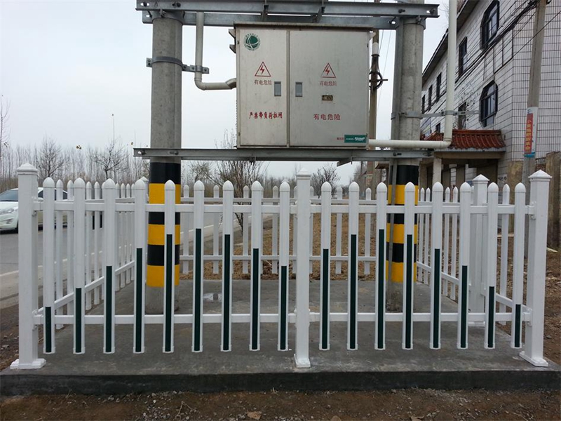 景德镇PVC塑钢护栏与普通护栏的比较(图1)