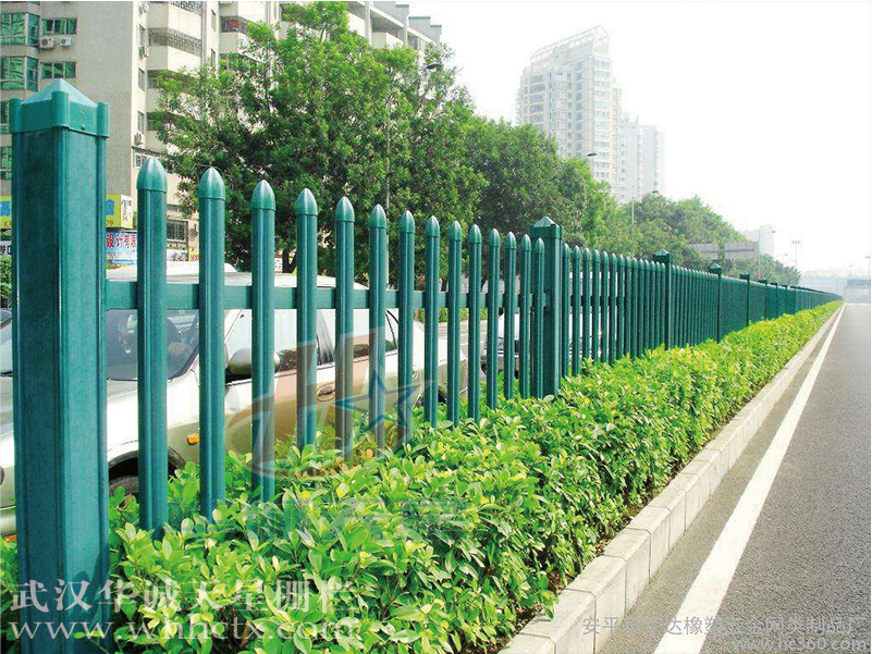 武汉交通护栏道路护栏厂家：道路护栏网作用以及安装(图2)